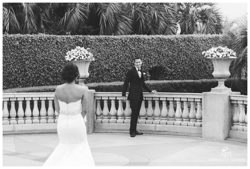Scripps Seaside Forum Wedding Photo | Beach Elegance | © Kristine Marie Photography www.kristinemariephotography.com (61)