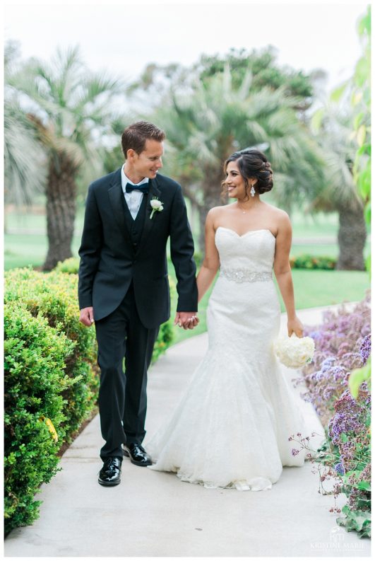 Scripps Seaside Forum Wedding Photo | Beach Elegance | © Kristine Marie Photography www.kristinemariephotography.com (58)