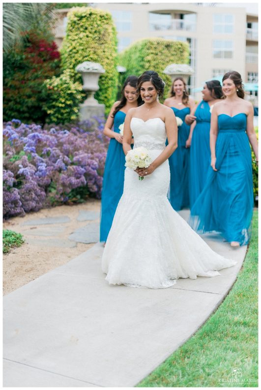 Scripps Seaside Forum Wedding Photo | Beach Elegance | © Kristine Marie Photography www.kristinemariephotography.com (54)