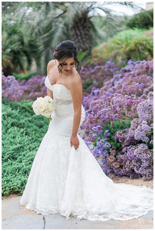 Scripps Seaside Forum Wedding Photo | Beach Elegance | © Kristine Marie Photography www.kristinemariephotography.com (52)