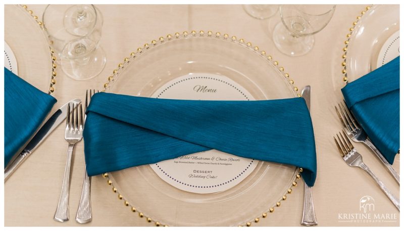 Scripps Seaside Forum Wedding Photo | Beach Elegance | © Kristine Marie Photography www.kristinemariephotography.com (33)