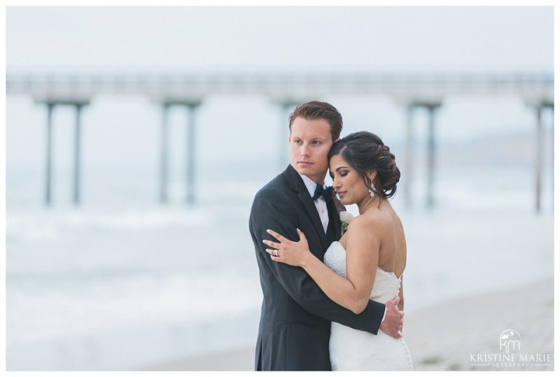 Scripps Seaside Forum Wedding Photo | Beach Elegance | © Kristine Marie Photography www.kristinemariephotography.com (19)